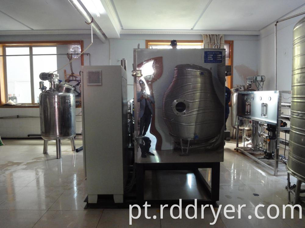 vacuum dryer for food and vegetable-tray dryer for liquid stuff